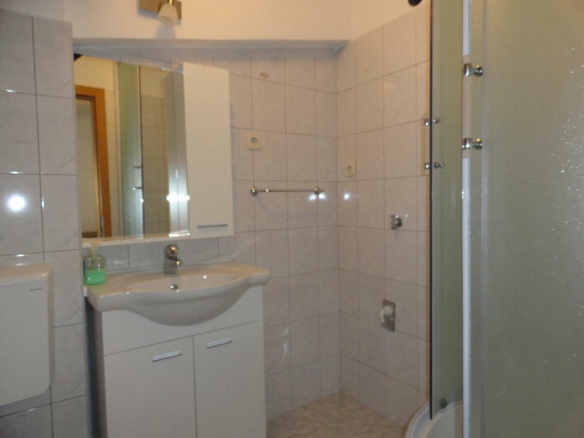 מאקרסקה Apartments Anica 2 מראה חיצוני תמונה